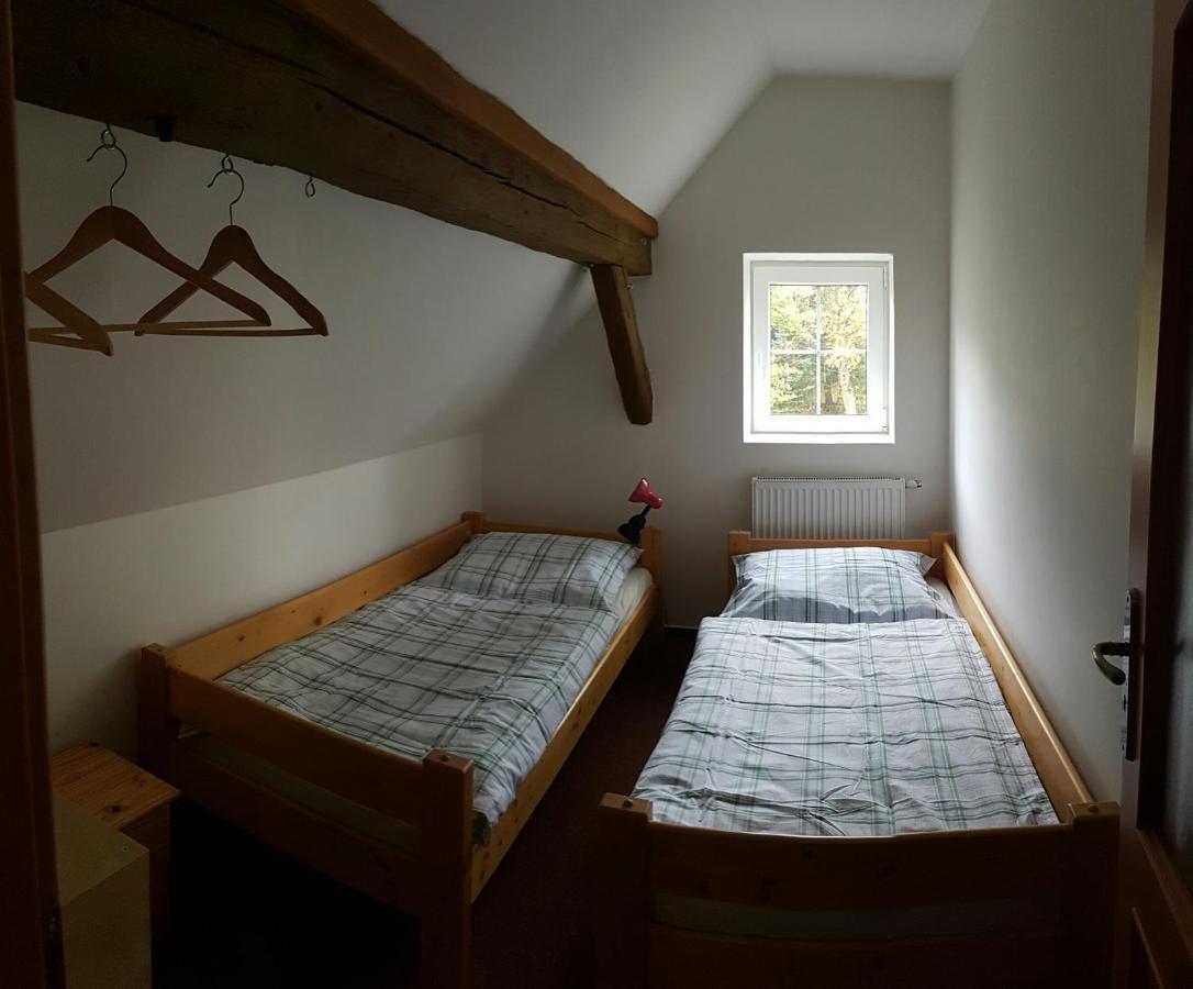 Loučná pod KlínovcemChaloupka Slamenka别墅 外观 照片